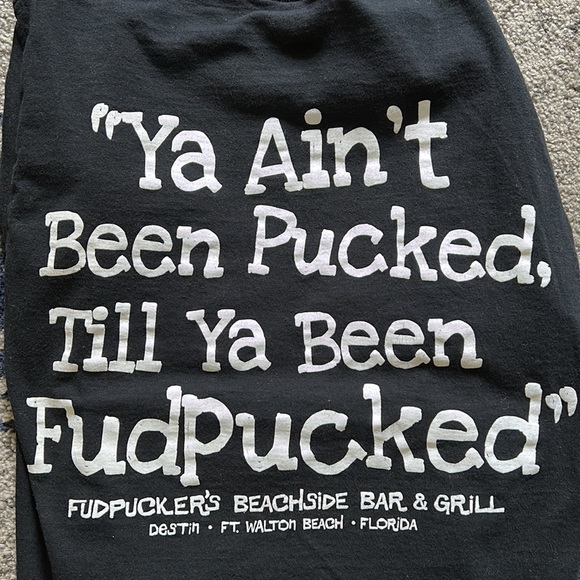 Fudpuckers Long Sleeve T-Shirt - Size Medium -  Black & White - Picture 5 of 6